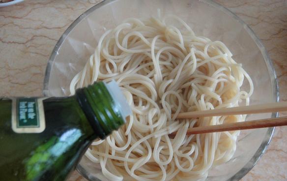 饭店炒面的家常做法视频,饭店炒面的正确做法