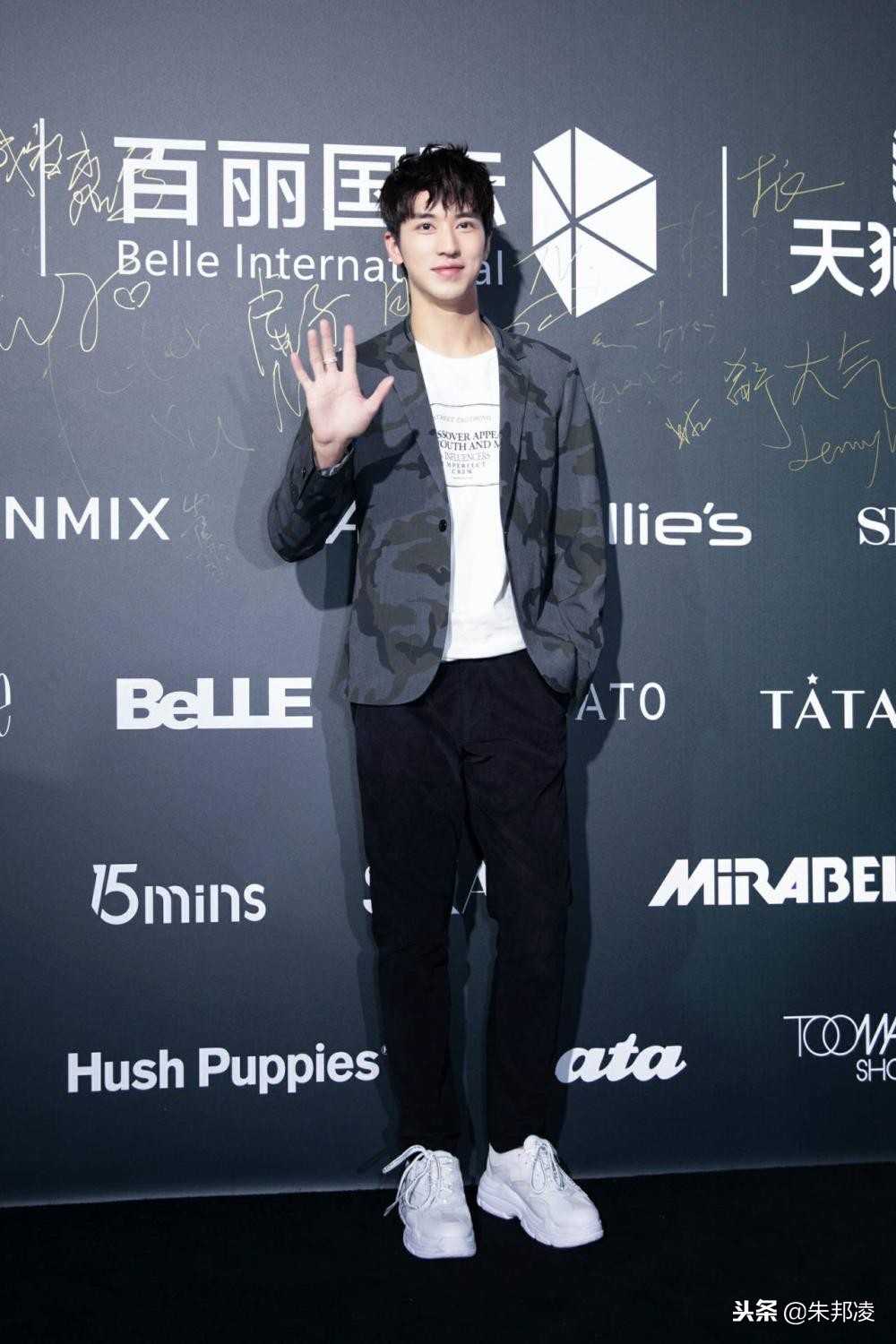 一代鞋王百丽退市真相,百丽鞋王为什么退市