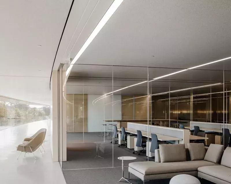 乔布斯去世真正的原因,乔布斯离世再无巅峰之作