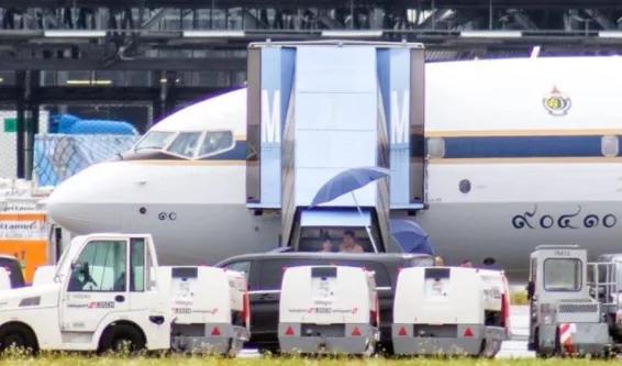 苏提达王后泰王玛哈,泰王玛哈送珠宝