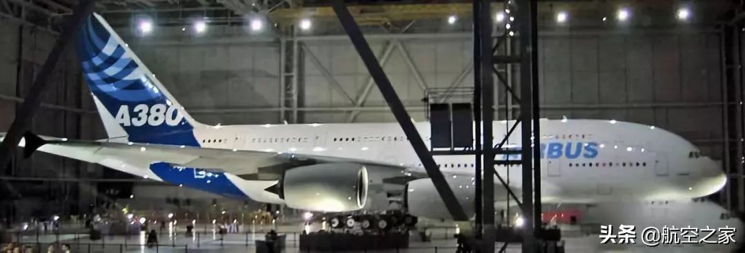 空中客车a320和波音737哪个安全,空中客车a380和波音747的区别