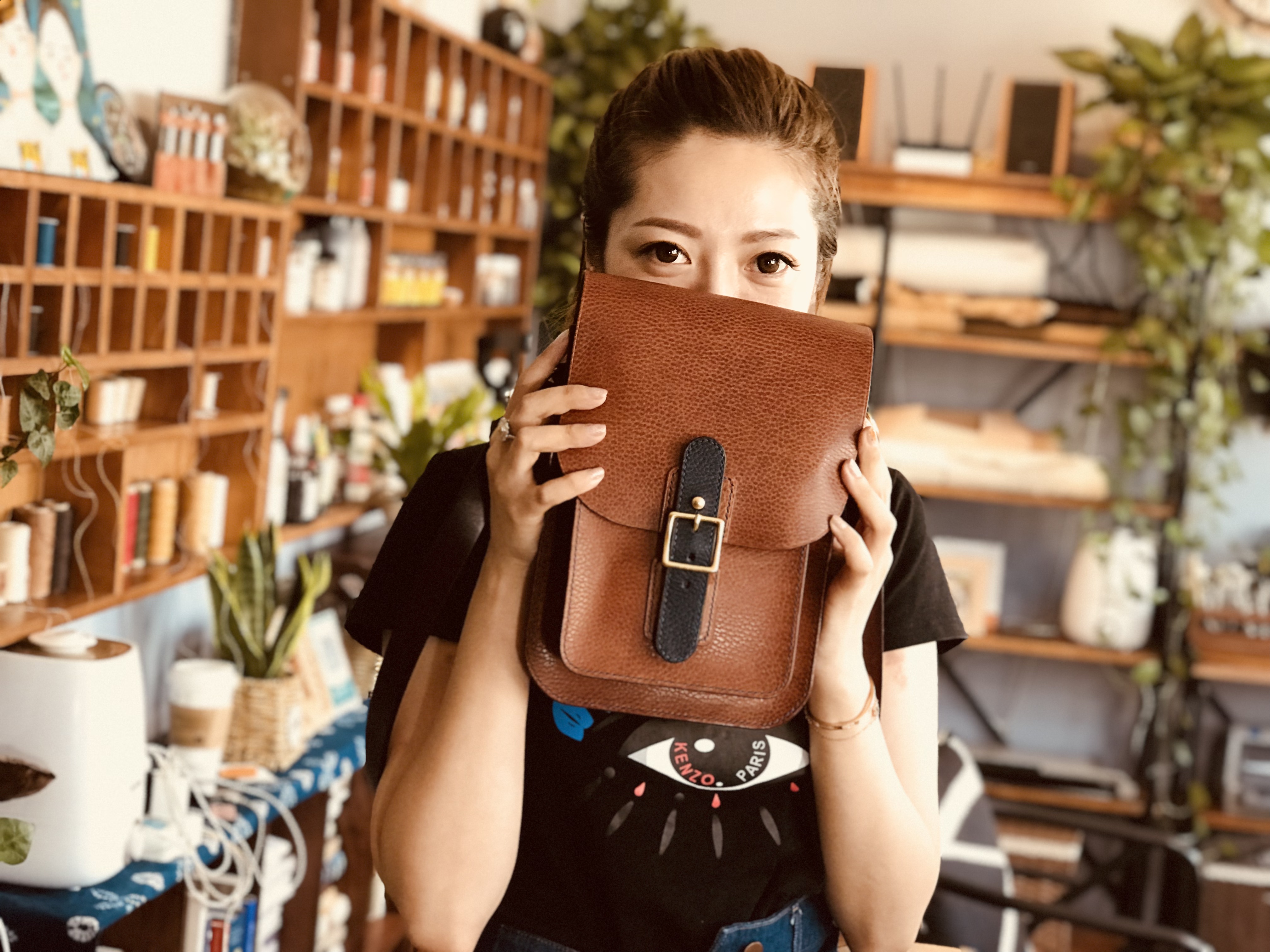 开手工皮具DIY店需要学习哪些内容：汐迟工坊开店创业班介绍