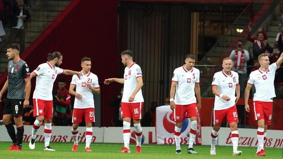 世预赛最新赛况波兰,世预赛波兰爱沙尼亚