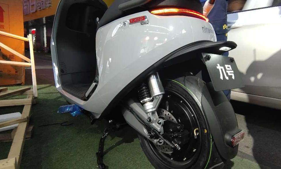 3款最新的高速电摩,3000以内电摩极速排行