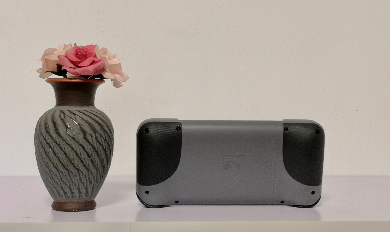 盖世小鸡x2s手柄测评,盖世小鸡x2和雷蛇骑仕手柄