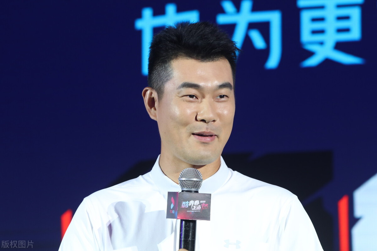 大反转！辽宁男篮“新主帅正式诞生”，蒋兴权全力支持，杨鸣悬了