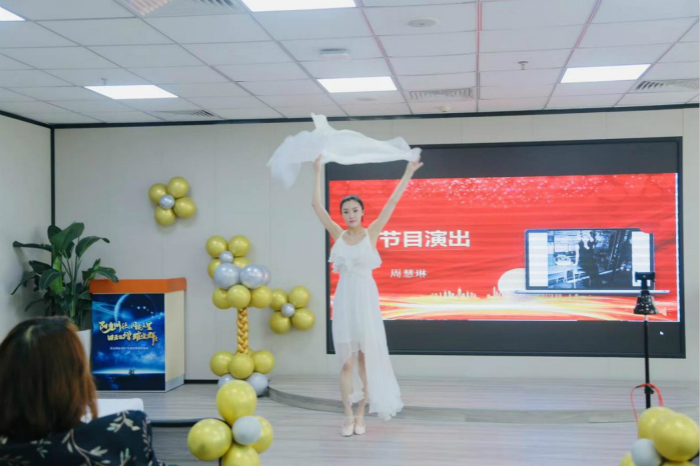 最美人间四月天,保单首选明欣签