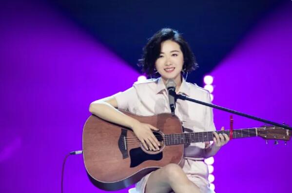 乘风破浪的姐姐们配饰,乘风破浪的姐姐戴的珠宝