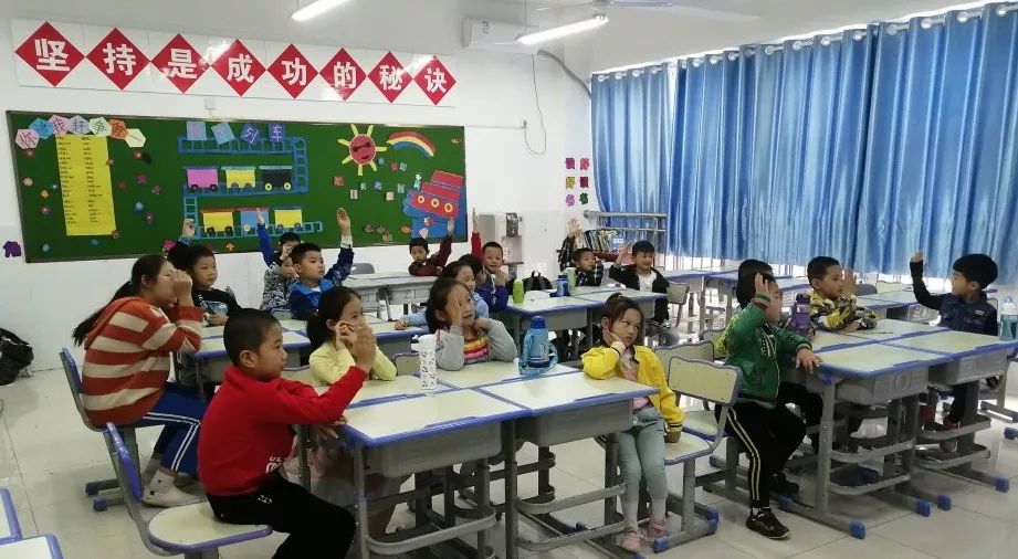 ai机器人课程小学,青少年ai机器人培训