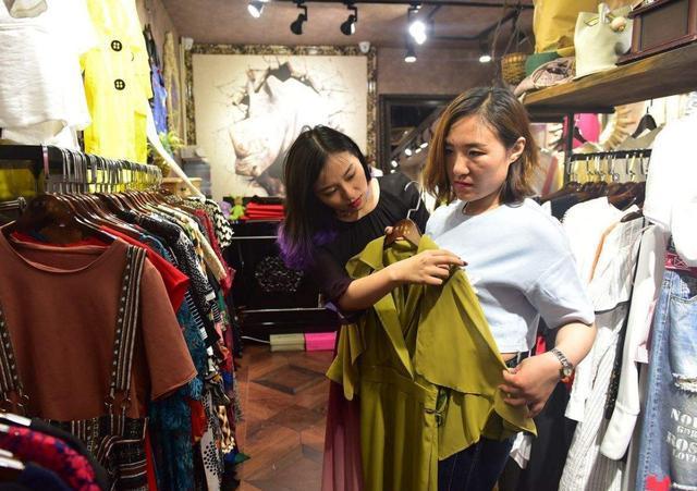 羊绒大衣为何标注是100%羊毛价格,怎么识别羊毛羊绒衫