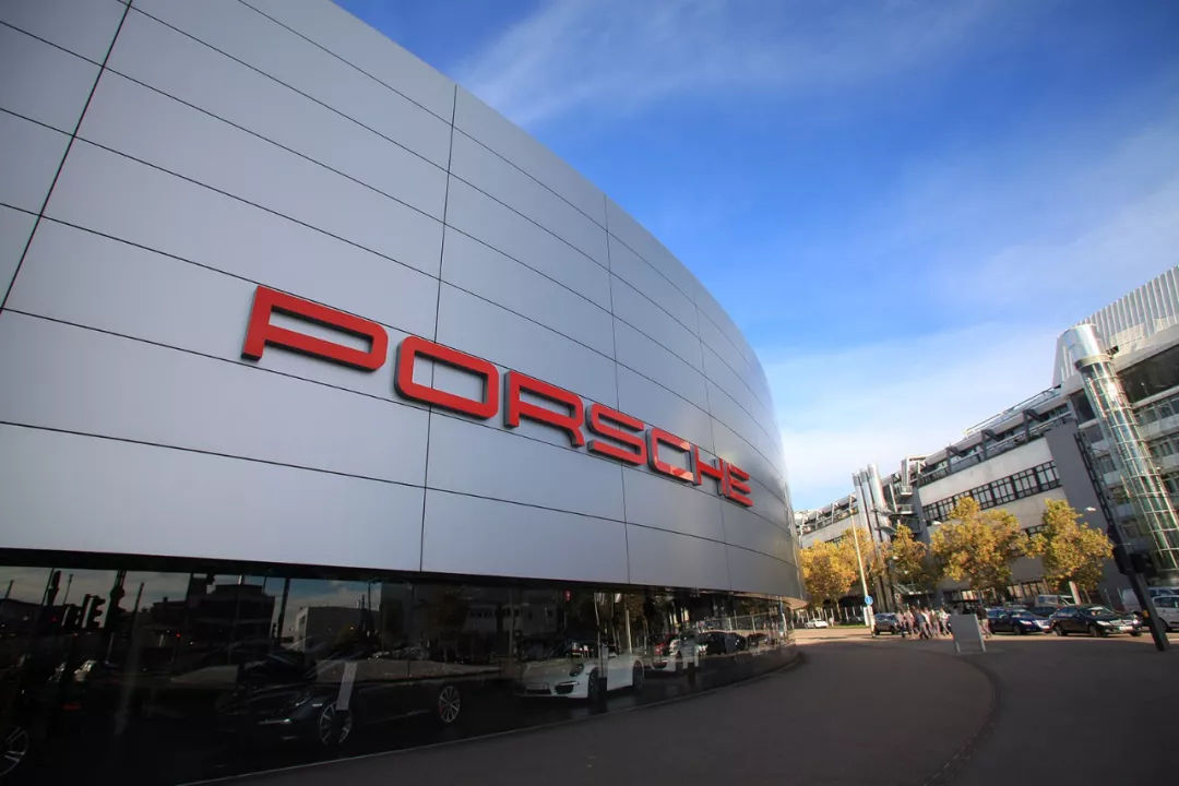 保时捷和雷克萨斯，一个马来一个印度建厂，看不起国内消费者？