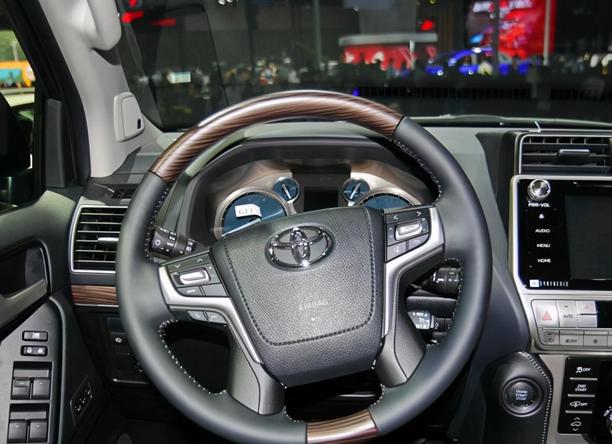 丰田霸道升级四款的全过程,丰田霸道能升级的有哪几款