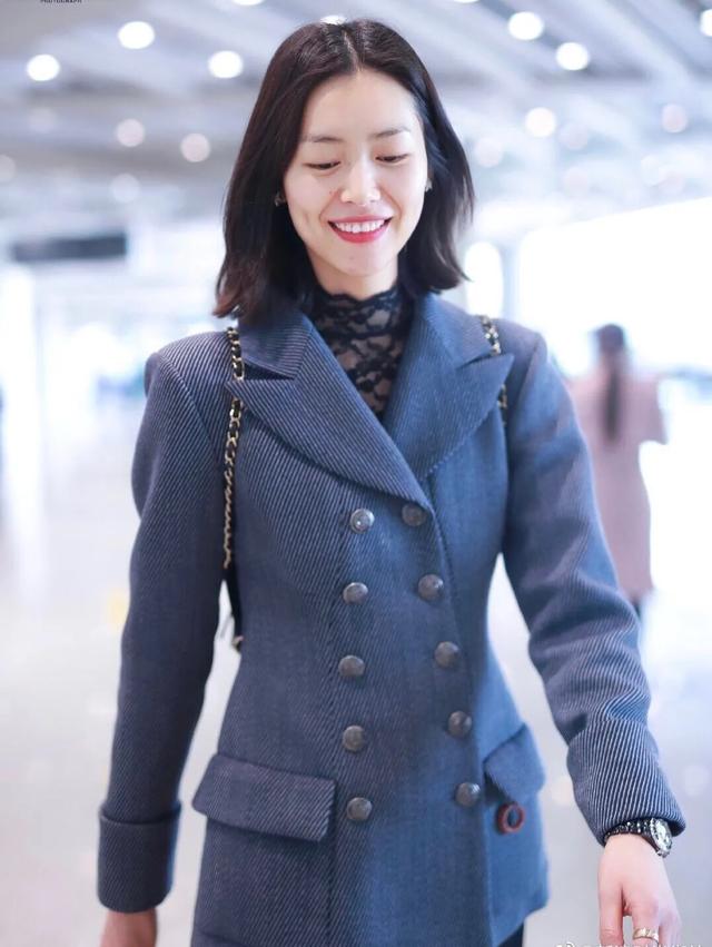 秋冬必备打底衫,温暖时髦又文艺,成为gai上最靓的女仔