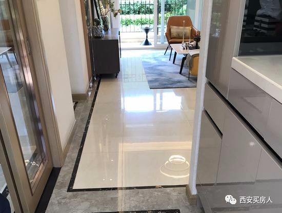 小易探店完整版,小易探店视频大全