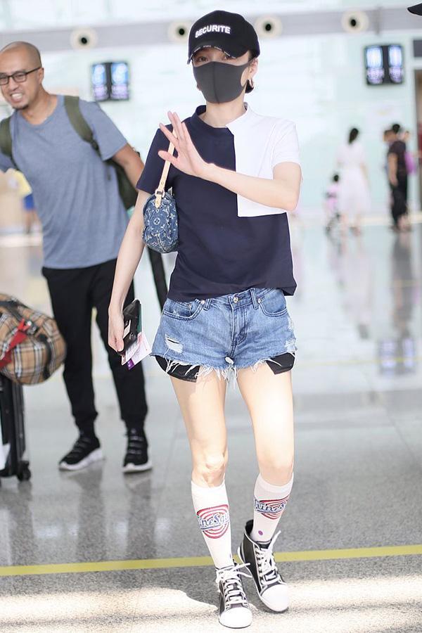 37岁张韶涵穿搭,张韶涵穿什么袜