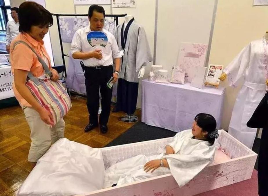 靠内衣致富的人,靠内衣致富的城市