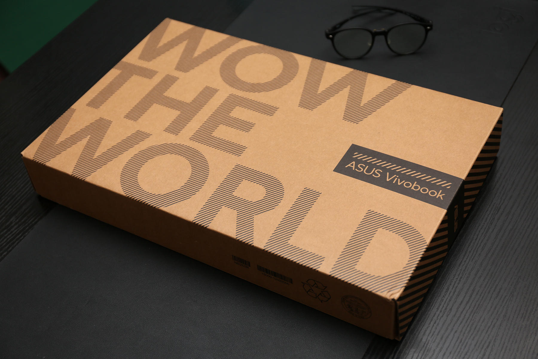 2024华硕无畏pro15锐龙版开箱,华硕无畏pro15锐龙测评