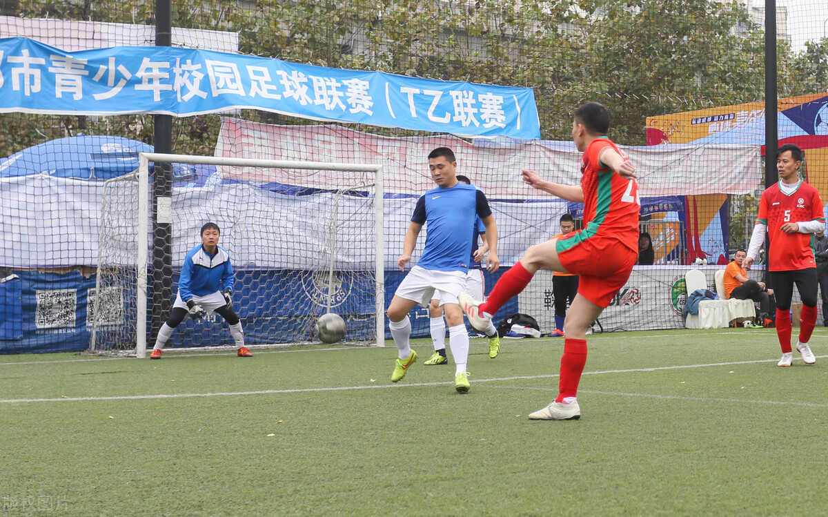 从足球中我们学到了什么,我的足球回顾