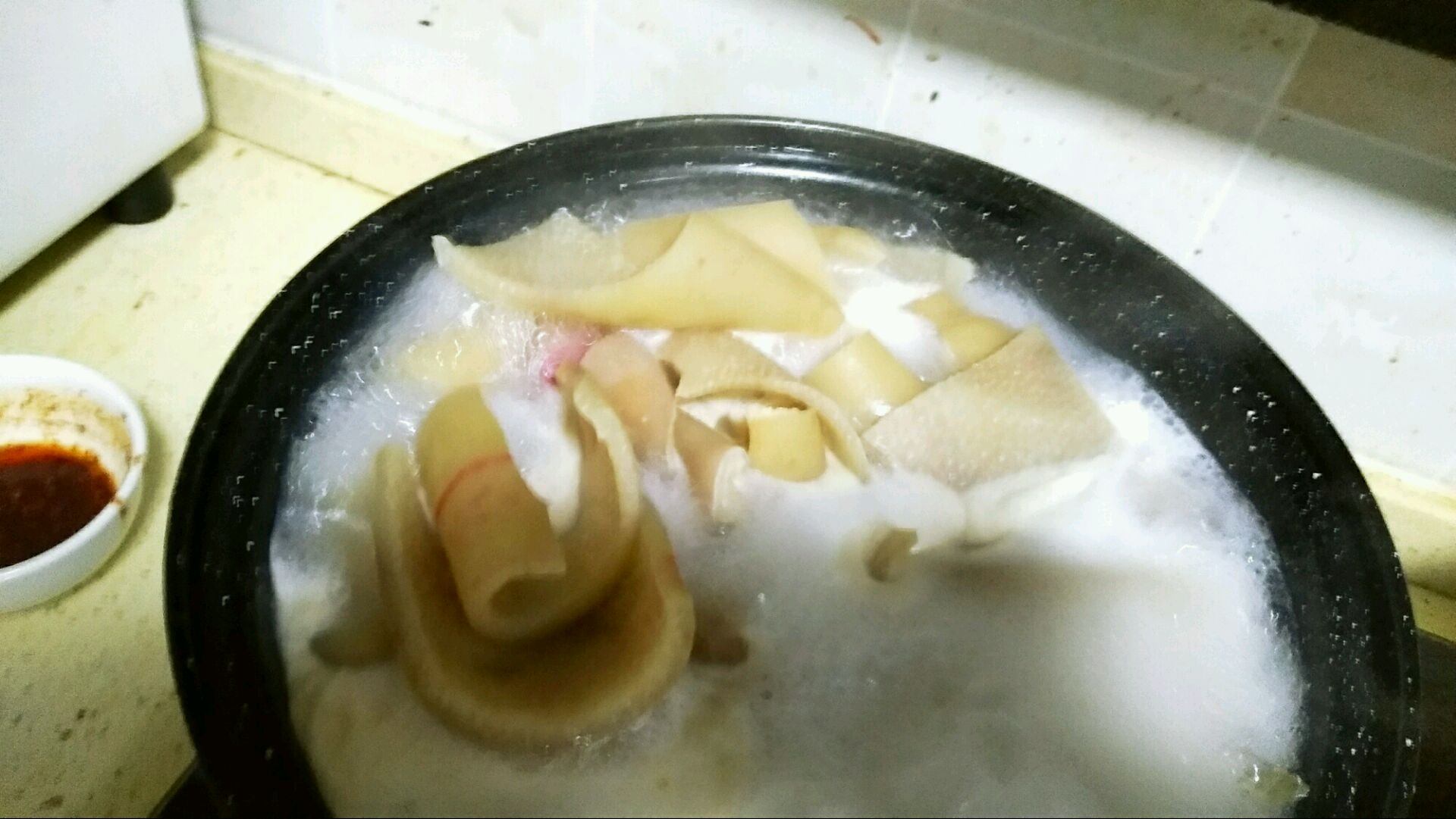 家常卤猪皮的做法,家庭版卤猪皮的做法