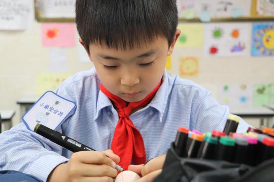 当“英伦范”遇上“川味儿”看成都万汇学校如何待客