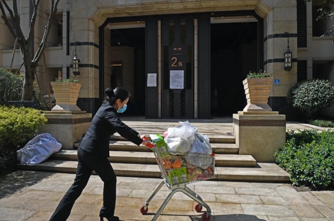 帮买整头生猪？这家物业公司的神操作我算是服了！