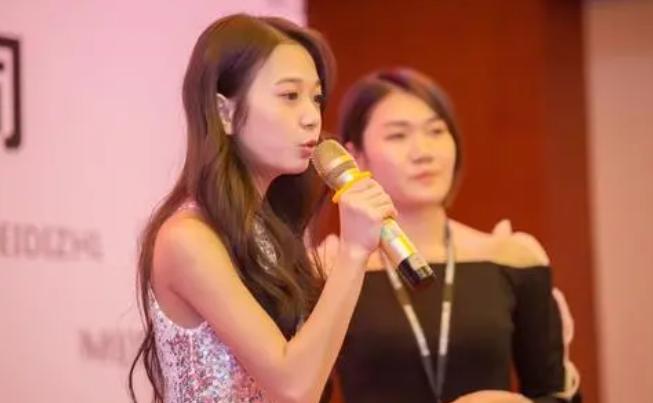 20岁网红董事长张曼如,23岁网红董事长张曼如