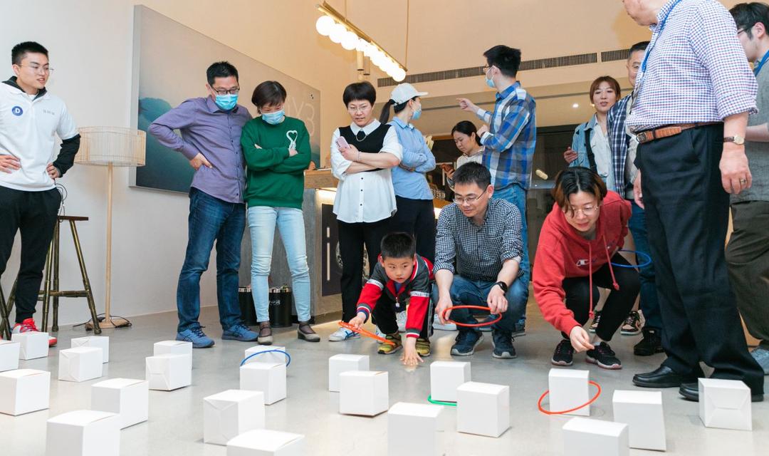 鐢靛姩椹鹃┒涔愯叮,鐢靛姩姹借溅椹鹃┒涔愯叮