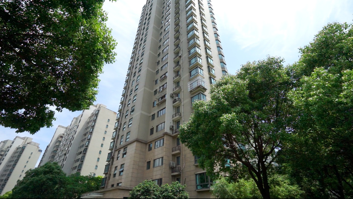 买房子多层和高层哪个更好,多层和高层买哪个更好