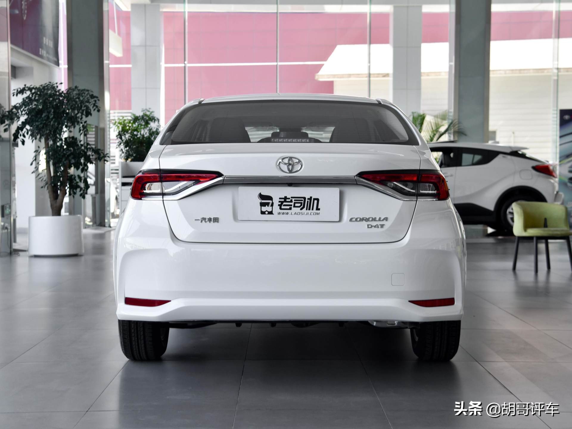 丰田卡罗拉和花冠哪个省油,好车不贵经济实惠丰田卡罗拉