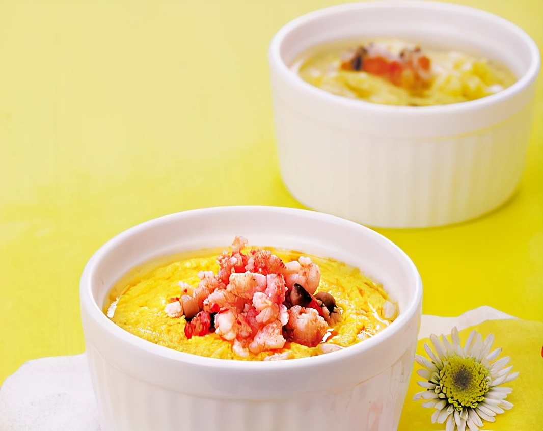 六个月宝宝吃蛋黄过敏了怎么办,宝宝对蛋黄过敏可以喝什么奶粉