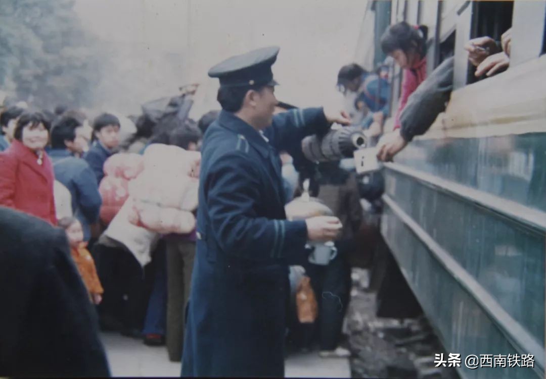 遵义西高铁站停运了吗,遵义西站停运了吗