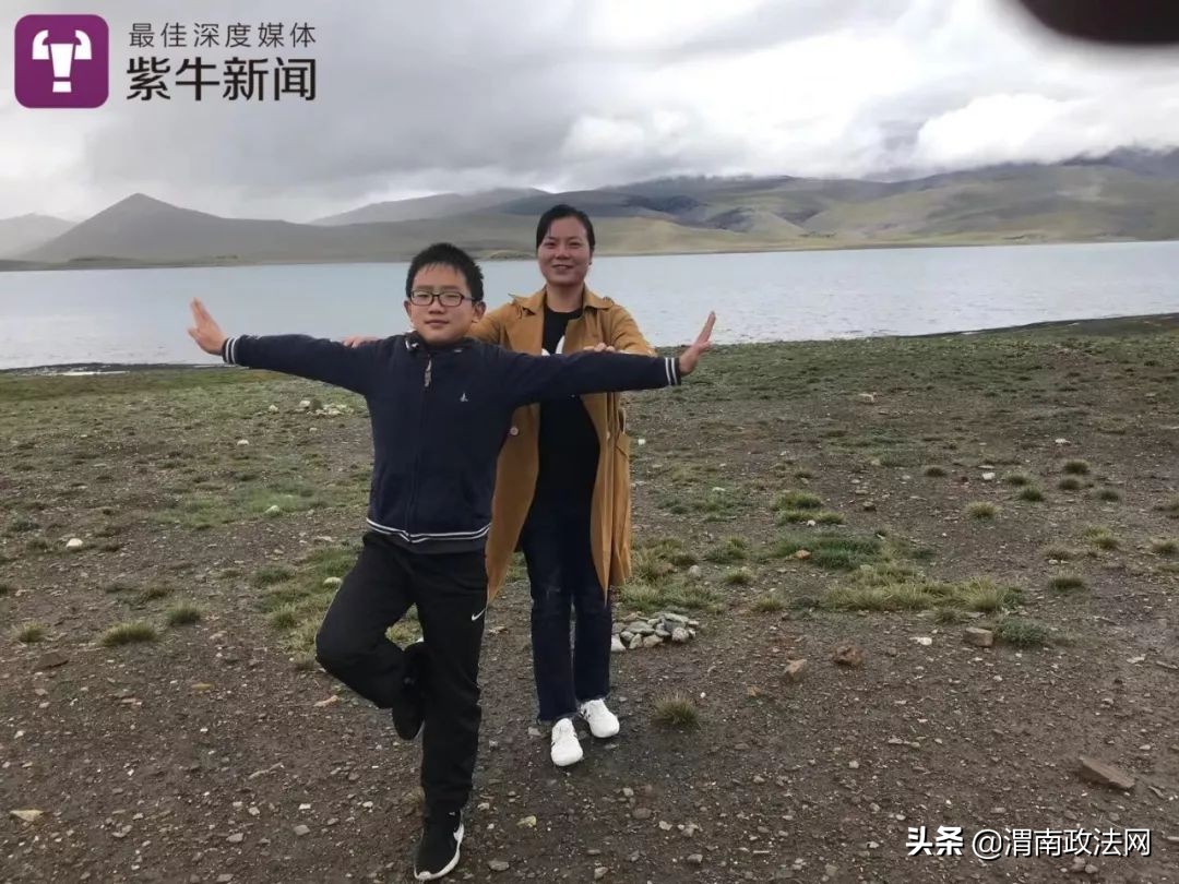 10岁爸爸牺牲,10岁孩子得知爸爸死亡