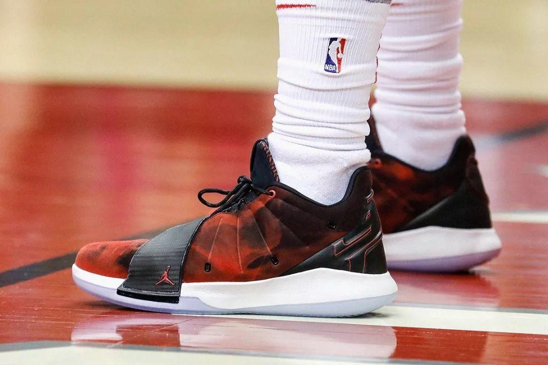 supremenba联名,supreme联名耐克球鞋有啥特别