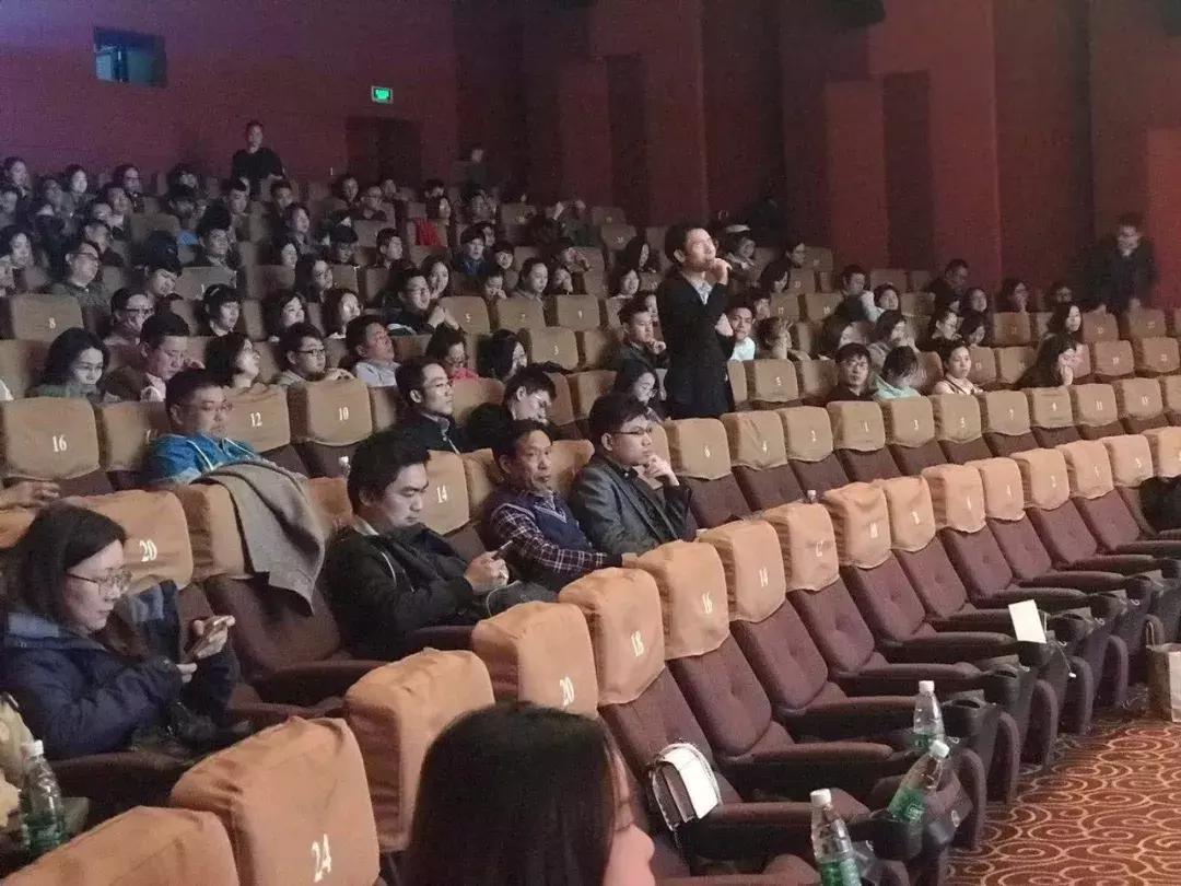 《嗝嗝老师》”初心“”感动“”教育”“使命感“，今夜无眠！