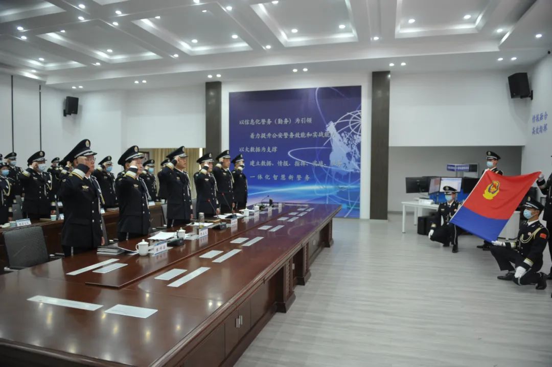 警礼服列装仪式合影,警礼服的列装充分体现了什么