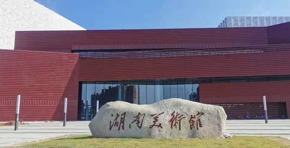 绕湘江徒步一圈多少公里,绕着长沙跑了103圈