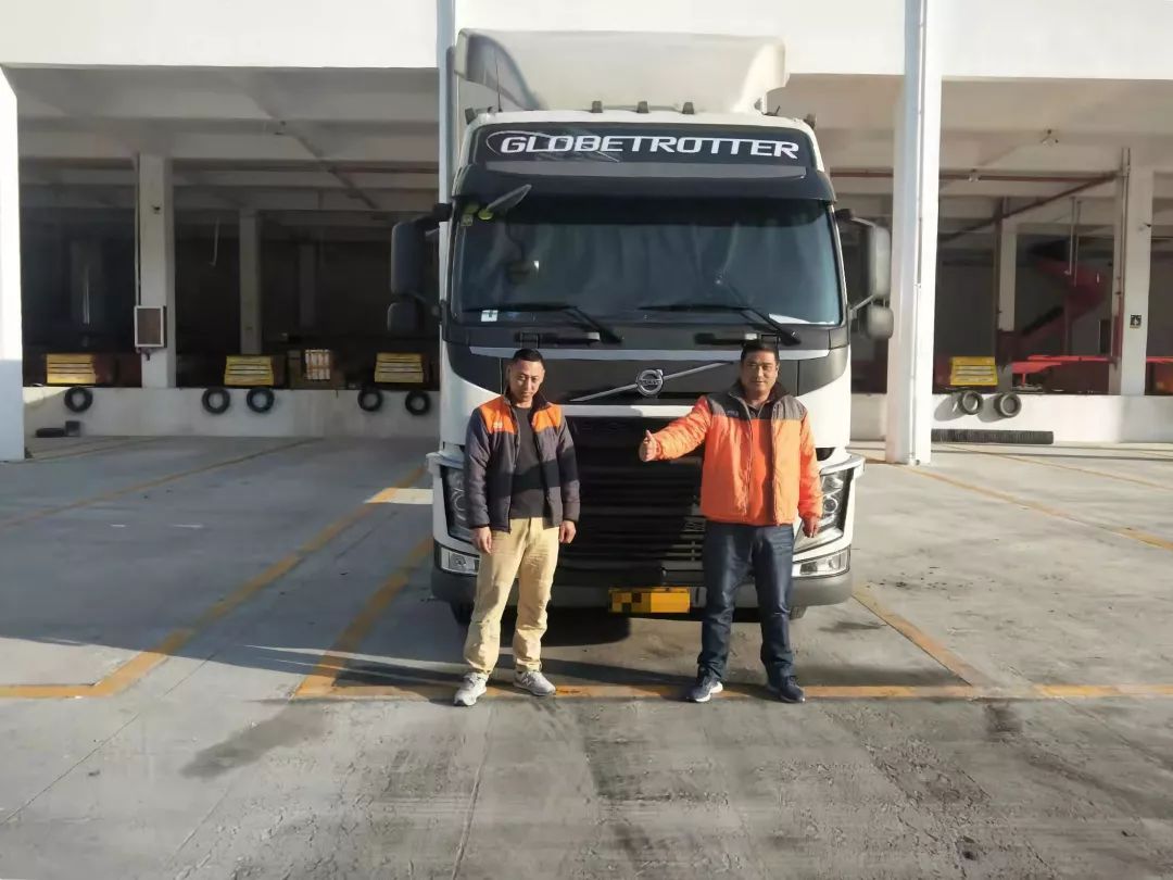 申通9.6米快递司机的真实生活,申通快递驾驶员日常工作流程