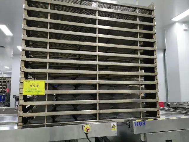 30万袋“双流造”血液滤过置换液驰援武汉