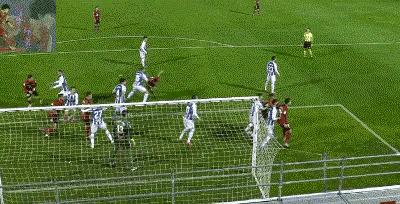 今日足球赛事一览表,今日足球新闻视频