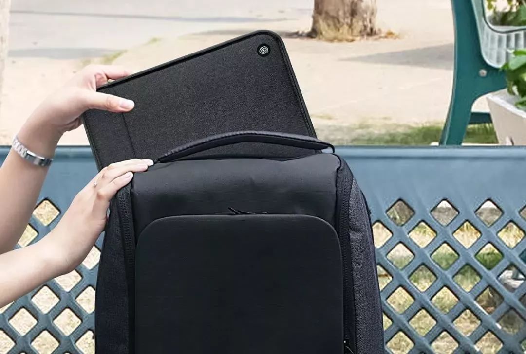 比macbookair还薄的macbook,比macbookair还薄