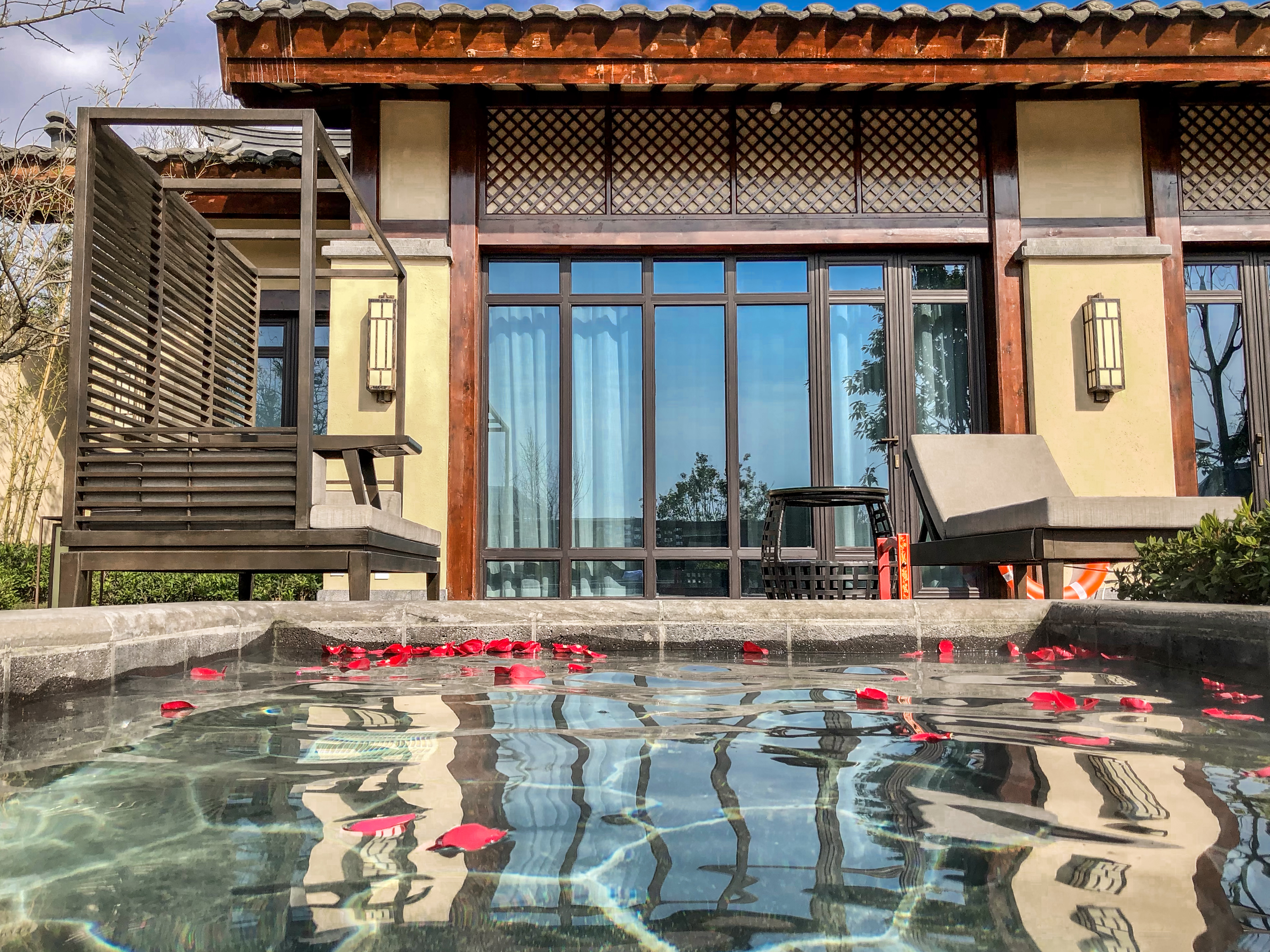 成都周边适合度假的温泉别墅酒店,成都最豪华温泉酒店