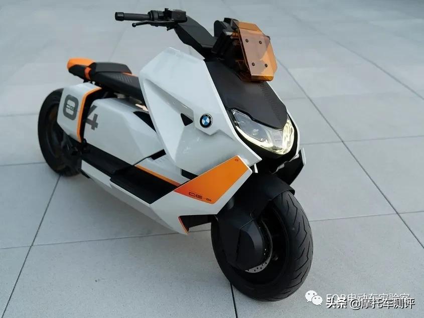 宝马电动摩托车跑车,2019宝马即将发布电动摩托