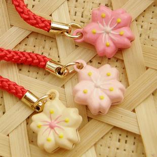 护身符的御守可以被外人看到吗,日本御守符不用了怎么处理