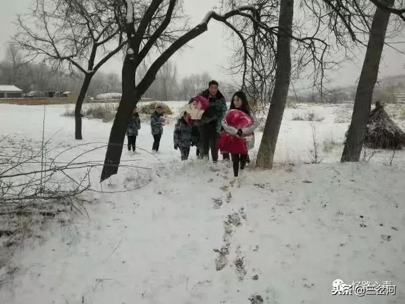 情暖杨崖集，乐动健身温暖山区送大爱