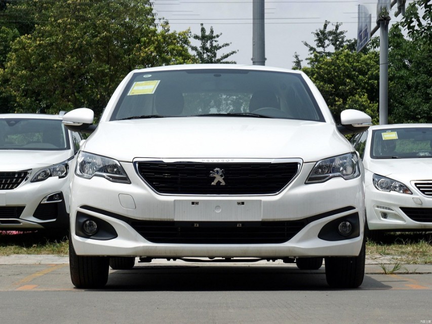 标致301大批量未上户库存车出售,2019款标致301库存