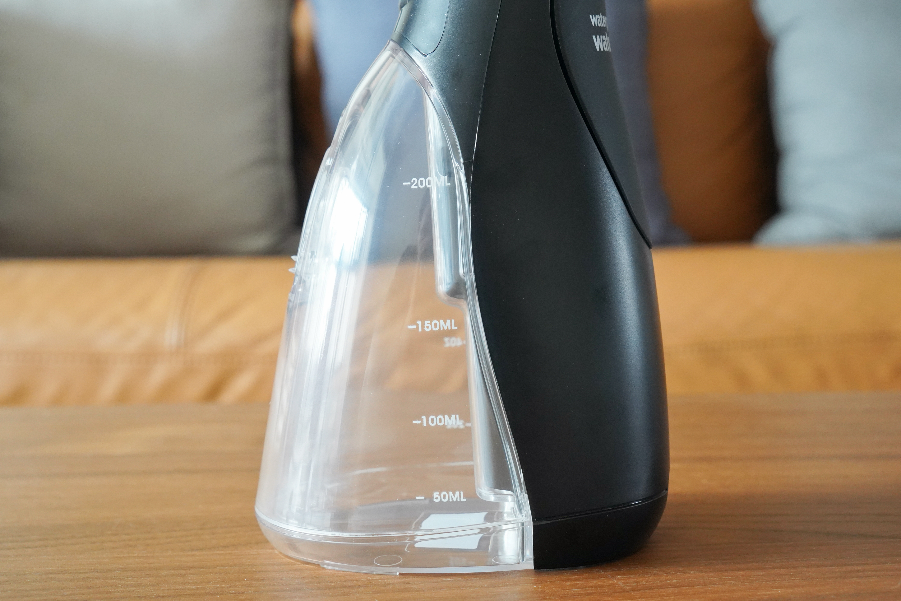 有了电动牙刷还要买便携冲牙器？洁碧、飞利浦，Oclean对比