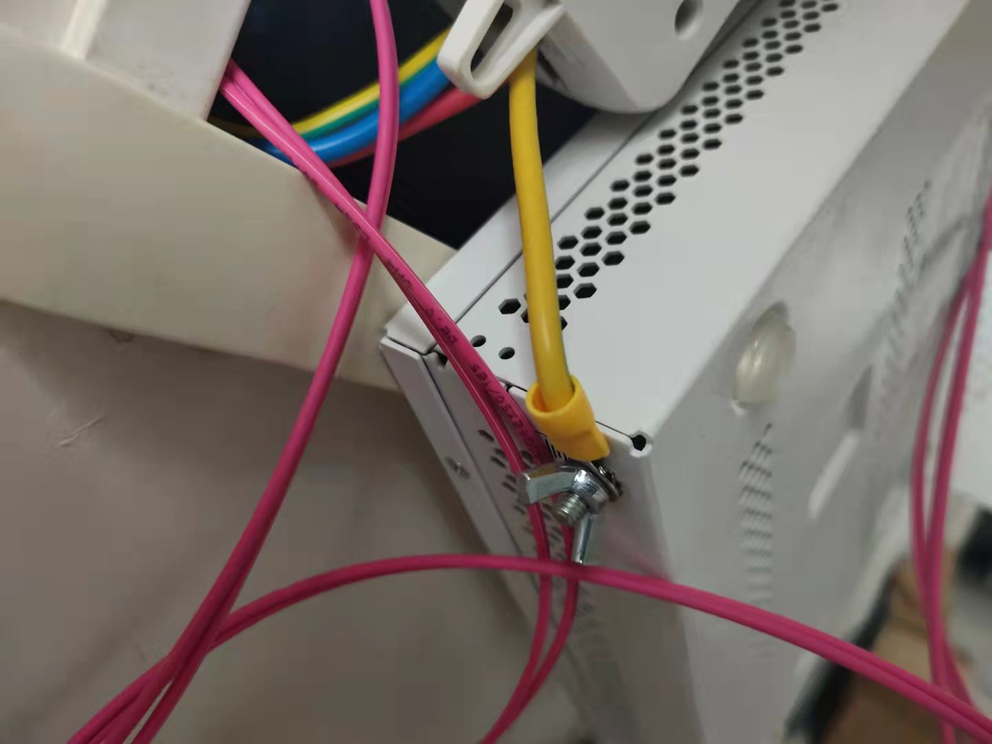 屏蔽网线没有接地怎么补救,7类屏蔽网线接地施工视频