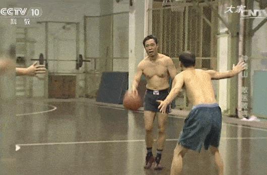 院士钟南山高血压无并发症,钟南山院士哪一年得的高血压