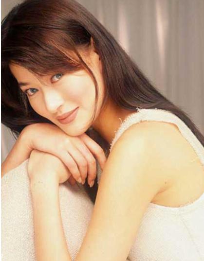 陈宝莲：留下满月的儿子，从24楼纵身跳下，是谁把她逼上了绝路？