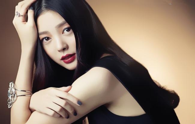 丹唇外朗皓齿内鲜是什么意思啊,丹唇外朗皓齿内鲜什么意思啊